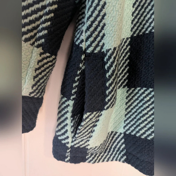 Outerknown‎ Cloud Weave Plaid Shacket in Mint Black size Small Warm Cozy Fall - Picture 4 of 6